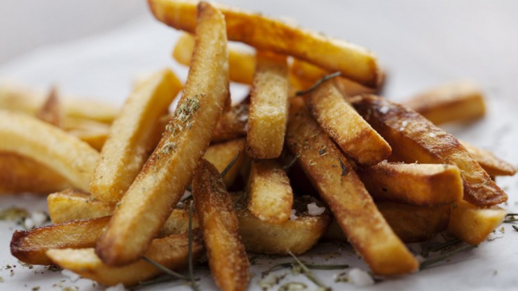 Les frites maisons sont-elles meilleures que les frites fast-food ?